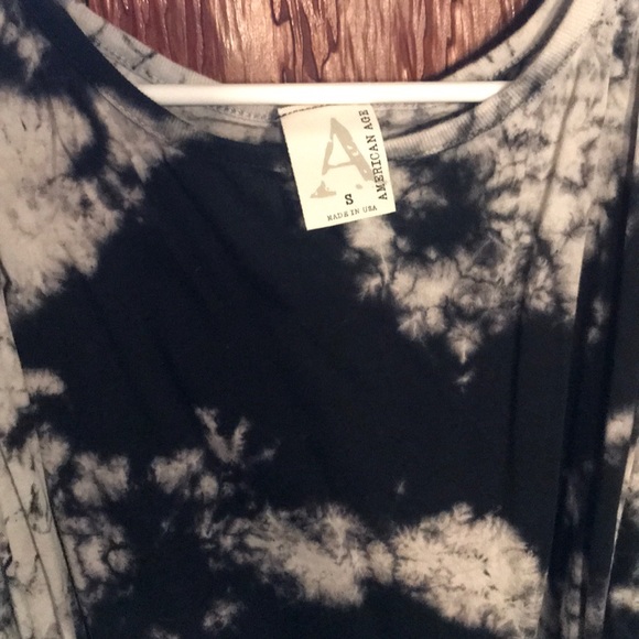 Cute tie die fringe shirt! - Picture 3 of 4